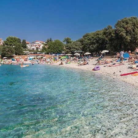 Stunning In With Wifi Apartamento Pula