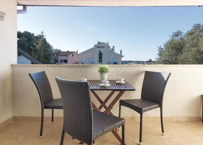 Beautiful In With Wifi Apartament Pula